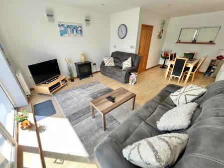 4 bedroom Detached house for sale in Old Ferry Road, Saltash, PL12