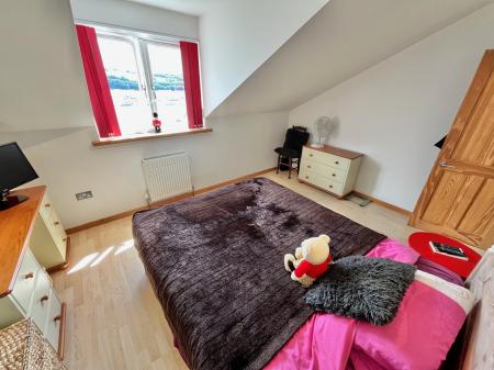 4 bedroom Detached house for sale in Old Ferry Road, Saltash, PL12