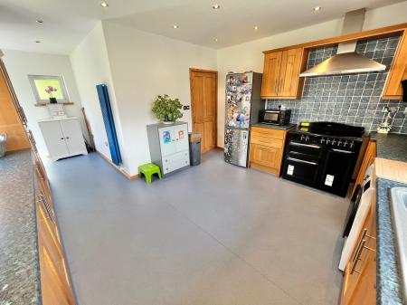 4 bedroom Detached house for sale in Old Ferry Road, Saltash, PL12