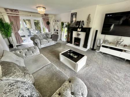 4 bedroom Detached house for sale in Fairmead Road, Saltash, PL12
