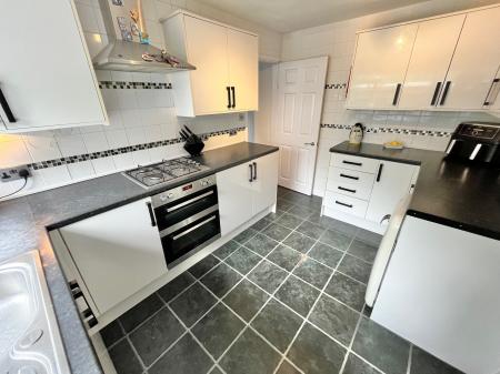 4 bedroom Detached house for sale in Fairmead Road, Saltash, PL12