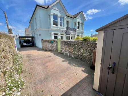 4 bedroom Detached house to let in Essa Road, Saltash, PL12