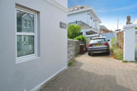 4 bedroom Detached house to let in Essa Road, Saltash, PL12