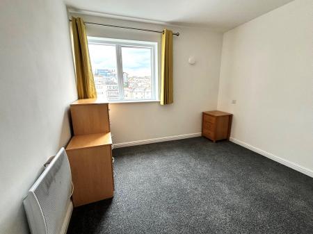2 bedroom Flat to let in Exeter Street, City Centre, Plymouth, PL4