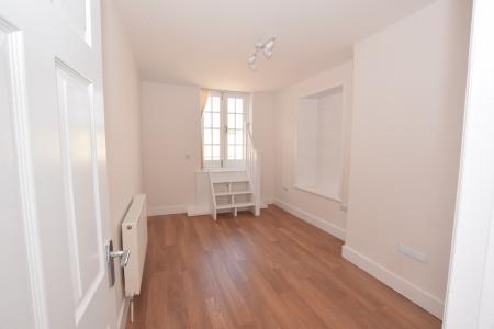 3 bedroom Ground floor maisonette to let in Culver Road, Saltash, PL12
