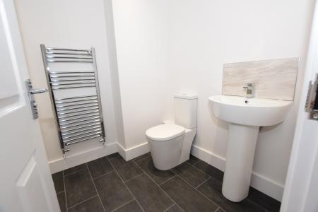 3 bedroom Ground floor maisonette to let in Culver Road, Saltash, PL12