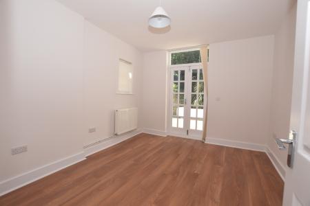 3 bedroom Ground floor maisonette to let in Culver Road, Saltash, PL12