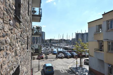 2 bedroom Flat to let in 130 - 132 Vauxhall Street, Plymouth, PL4