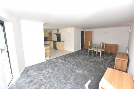 2 bedroom Flat to let in 130 - 132 Vauxhall Street, Plymouth, PL4