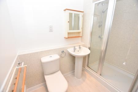 2 bedroom Flat to let in 130 - 132 Vauxhall Street, Plymouth, PL4