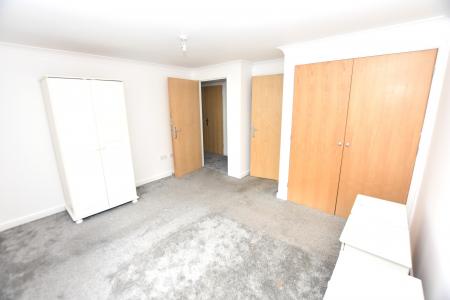 2 bedroom Flat to let in 130 - 132 Vauxhall Street, Plymouth, PL4
