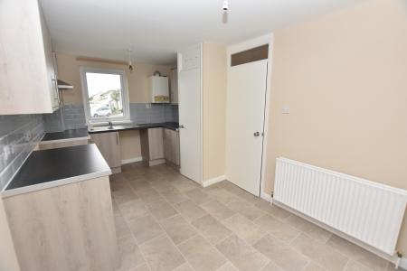 3 bedroom Terraced House to let in Langerwell Close, Saltash, PL12