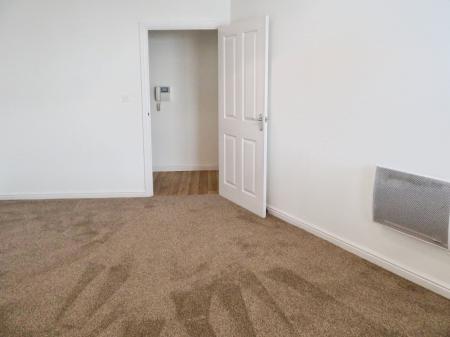 1 bedroom Flat to let in Exeter Street, Plymouth, PL4