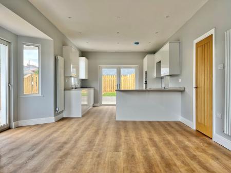 4 bedroom Detached house for sale in St Stephens Road, Saltash, PL12