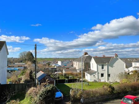 3 bedroom Semi-detached house for sale in Wearde Road, Saltash, PL12