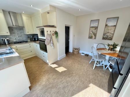3 bedroom Semi-detached house for sale in Wearde Road, Saltash, PL12