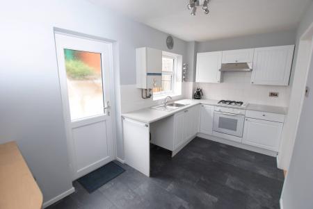 2 bedroom Terraced House to let in Babis Farm Row, St. Stephens, Saltash, PL12