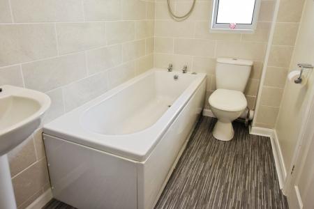 1 bedroom Flat to let in Spire Hill Park, Saltash, PL12