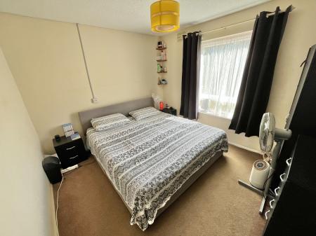2 bedroom Flat for sale in Dynevor Close, Plymouth, PL3