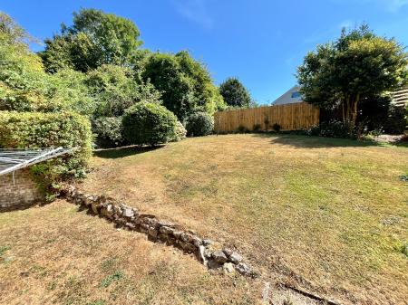 2 bedroom Flat for sale in Dynevor Close, Plymouth, PL3