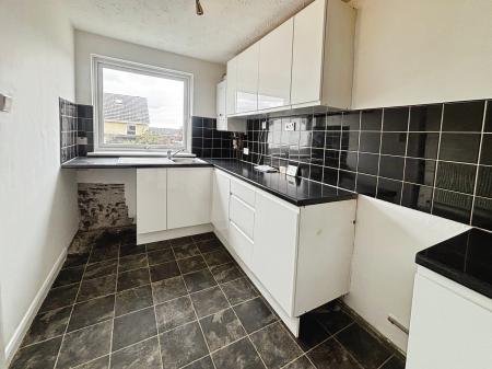 3 bedroom End of terrace house to let in Prospect Walk, Saltash, PL12