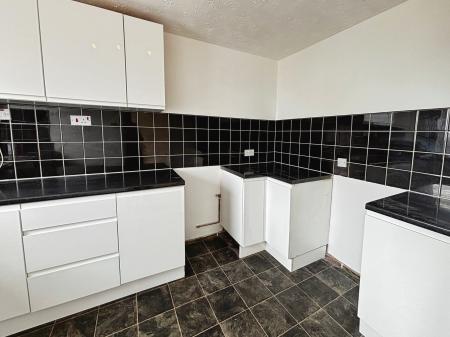 3 bedroom End of terrace house to let in Prospect Walk, Saltash, PL12