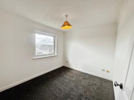 3 bedroom End of terrace house to let in Prospect Walk, Saltash, PL12