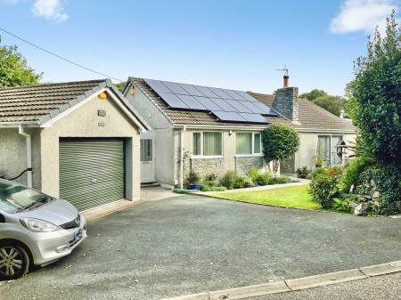 3 bedroom Detached bungalow for sale in Barkers Hill, St. Stephens, Saltash, PL12
