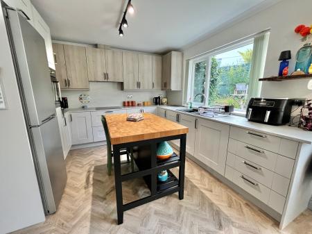 3 bedroom Detached bungalow for sale in Barkers Hill, St. Stephens, Saltash, PL12
