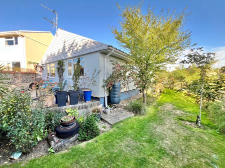 3 bedroom Detached bungalow for sale in Andrews Way, Hatt, PL12