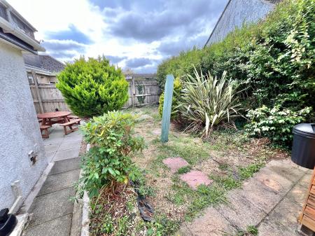 2 bedroom Bungalow to let in St Stephens Road, Saltash, PL12