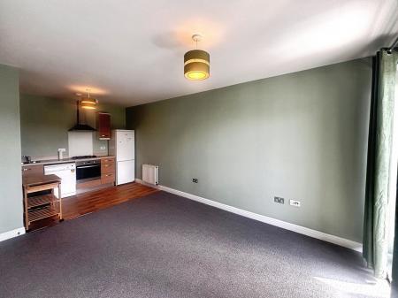 2 bedroom Flat to let in Mill Street, Plymouth, PL1
