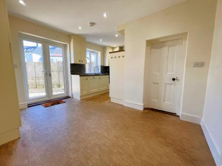 3 bedroom Semi-detached house to let in Wearde Road, Saltash, PL12
