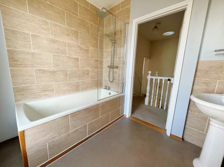 3 bedroom Semi-detached house to let in Wearde Road, Saltash, PL12