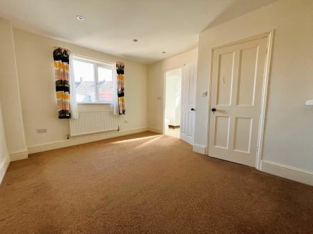 3 bedroom Semi-detached house to let in Wearde Road, Saltash, PL12