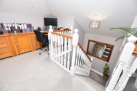 2 bedroom Maisonette to let in Belle Vue Road, Saltash, PL12