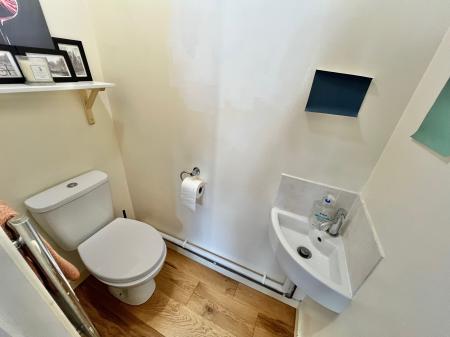 4 bedroom Semi-detached house for sale in Mortimore Close, Saltash, PL12