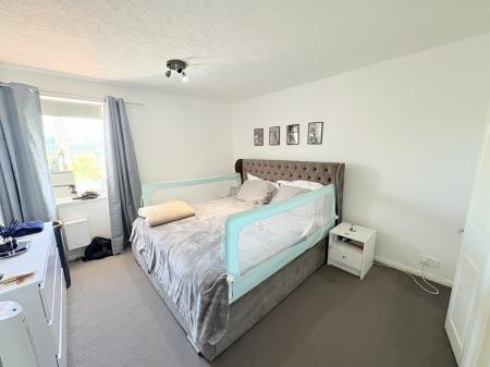 2 bedroom Maisonette for sale in Armory Lane, Gunwharf Quays, Portsmouth, PO1