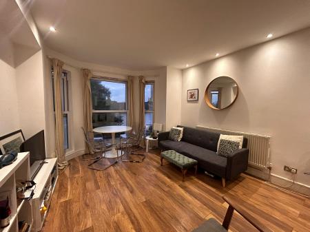 2 bedroom Flat for sale in Eastern Villas Road, Southsea, Portsmouth, PO4