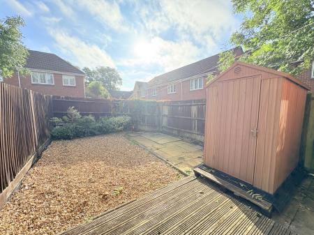 3 bedroom End of terrace house for sale in Hobby Close, Waterlooville, PO8