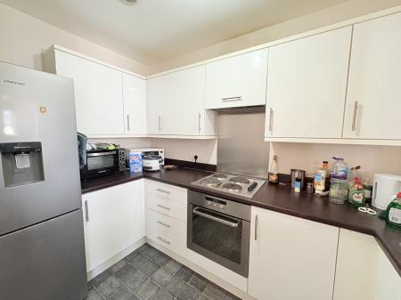 2 bedroom Flat for sale in St James Street, Landport, Portsmouth, PO1