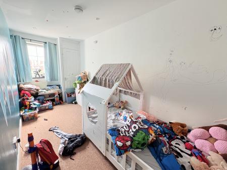 2 bedroom Flat for sale in Victoria Road South, Southsea, Portsmouth, PO5