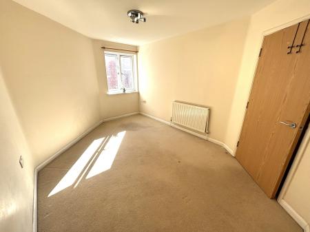 2 bedroom Flat to let in 149 Kingston Road, North End, Portsmouth, PO2