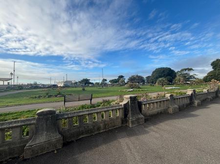 1 bedroom Flat to let in 24-25 South Parade, Southsea, Portsmouth, PO5