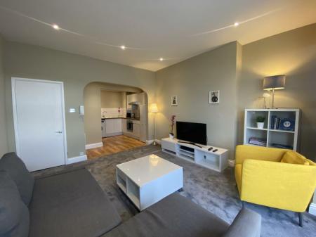 2 bedroom Flat to let in 34-37 South Parade, Southsea, Portsmouth, PO4