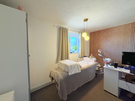 2 bedroom Maisonette to let in Armory Lane, Gunwharf Quays, Portsmouth, PO1