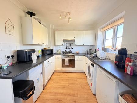 2 bedroom Maisonette to let in Armory Lane, Gunwharf Quays, Portsmouth, PO1