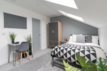 7 bedroom Terraced House to let in Baileys Road, Southsea, Portsmouth, PO5