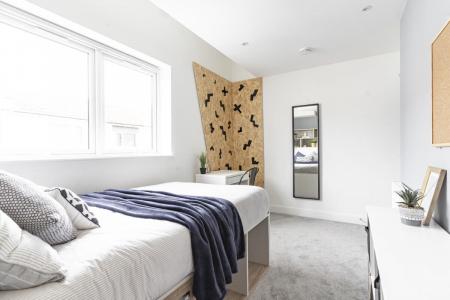 7 bedroom Terraced House to let in Baileys Road, Southsea, Portsmouth, PO5