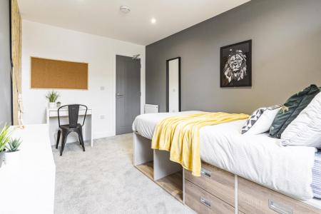 7 bedroom Terraced House to let in Baileys Road, Southsea, Portsmouth, PO5